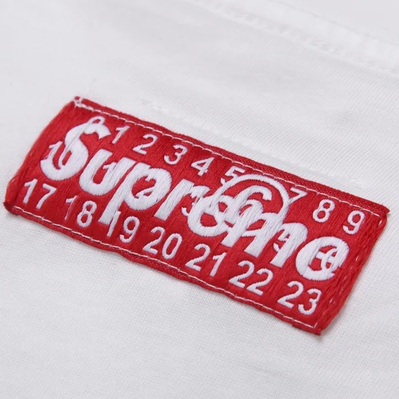 Supreme×MM6 Maison Margiela Boxlogo Tee Supreme x MM6 Maison Margiela Box Logo T-shirt | White
